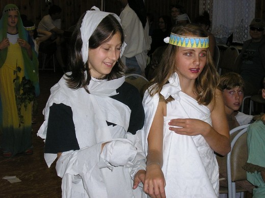 16b - Mumie Julka a Ráchel.JPG