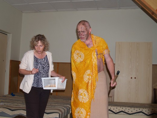 22 - Australský domorodec dětijed Evžen s překladatelkou.JPG