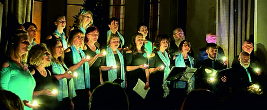 A_Gabriel se svíčkama.jpg