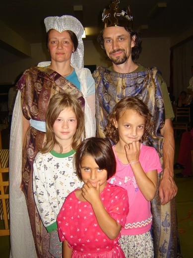 Karel IV s manželkou a dětmi.JPG