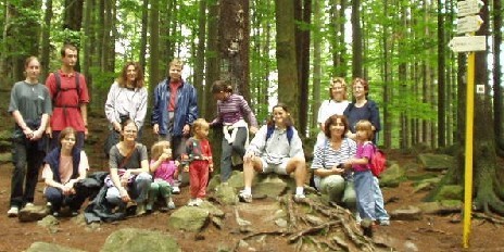 Na soustředění v Chlumětíně 2001 jsme vyrazili na Devět kamenů.